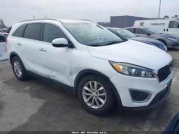 Salvage Kia Sorento