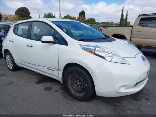  Salvage Nissan LEAF