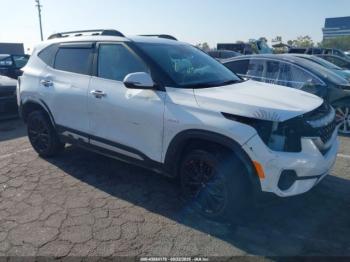  Salvage Kia Seltos