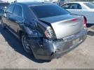Chrysler 300 Limited Image 9