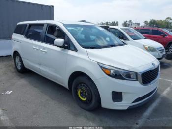  Salvage Kia Sedona
