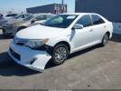 Toyota Camry Le Image 4