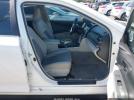 Toyota Camry Le Image 5