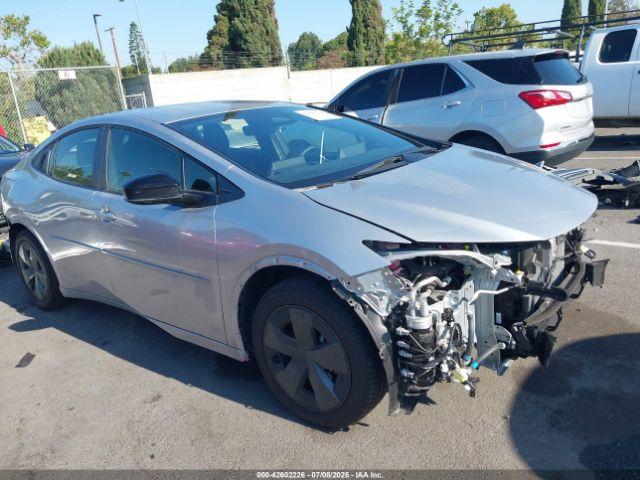  Salvage Toyota Prius Prime