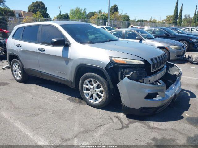  Salvage Jeep Cherokee