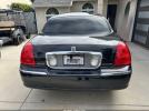 Lincoln Towncar Signature Limited Image 12