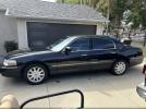 Lincoln Towncar Signature Limited Image 14