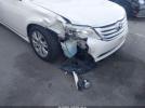 Toyota Avalon Image 2