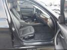 BMW 3 Series Image 8