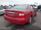 Toyota Camry Le Image 4