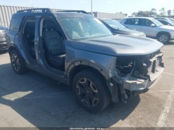  Salvage Ford Bronco