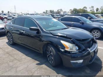  Salvage Nissan Altima