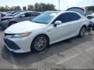 Toyota Camry Xle V6 Image 10