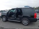 Cadillac Escalade Standard Image 13