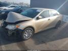 Toyota Camry Le Image 16