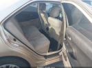 Toyota Camry Le Image 9