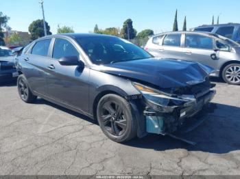  Salvage Hyundai ELANTRA
