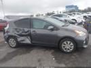 Toyota Prius c One Image 16