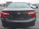 Toyota Camry Le Image 13