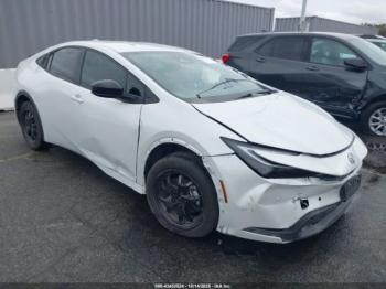  Salvage Toyota Prius