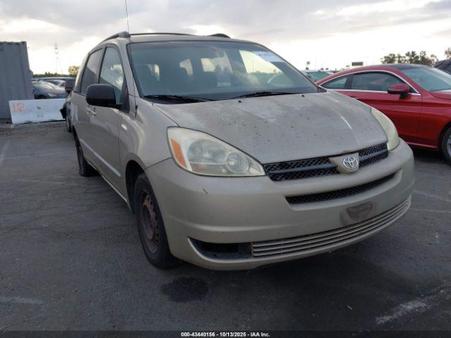  Salvage Toyota Sienna