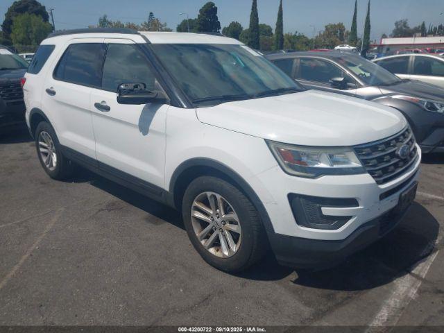 Salvage Ford Explorer