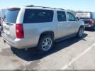 Chevrolet Suburban 1500 Lt Image 6