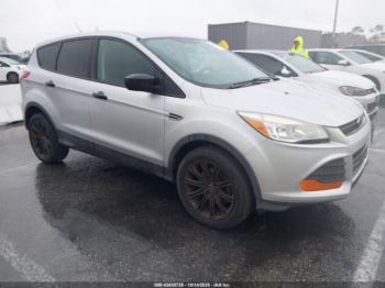  Salvage Ford Escape