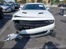 Dodge Challenger Sxt Image 8