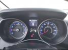 Hyundai ELANTRA Image 11