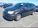 Chrysler Town & Country Touring-l Image 2