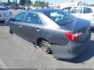 Toyota Camry Le Image 3