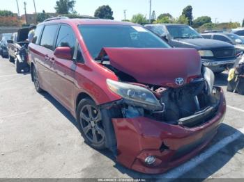  Salvage Toyota Sienna