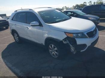  Salvage Kia Sorento