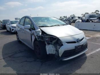  Salvage Toyota Prius