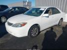 Toyota Camry Le Image 7