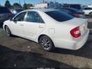 Toyota Camry Le Image 5