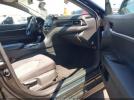 Toyota Camry Le Image 14