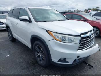  Salvage Toyota Highlander