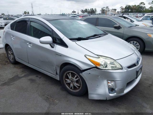  Salvage Toyota Prius
