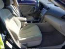 Toyota Camry Le V6 Image 3