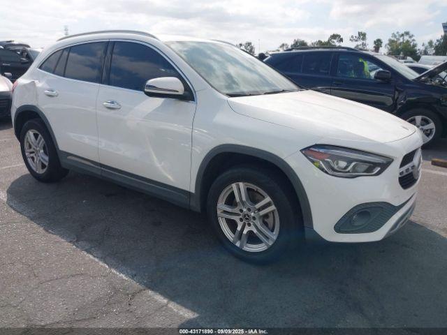  Salvage Mercedes-Benz GLA