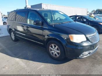  Salvage Chrysler Town & Country