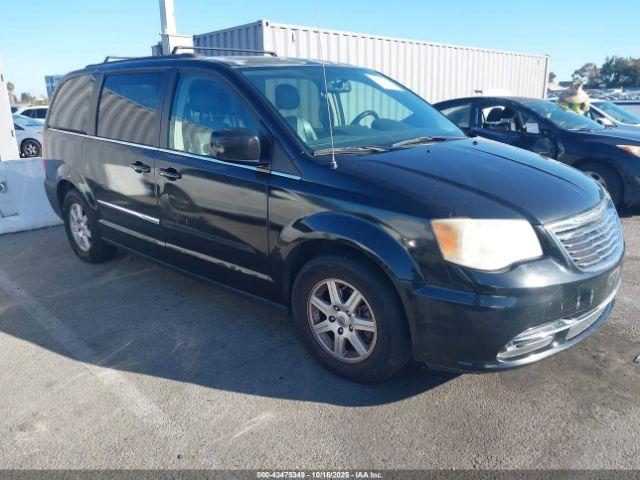 Salvage Chrysler Town & Country