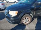 Chrysler Town & Country Touring Image 3