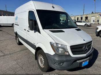  Salvage Mercedes-Benz Sprinter 2500
