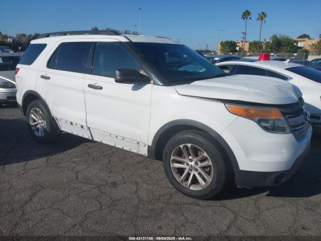  Salvage Ford Explorer