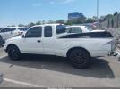 Toyota Tacoma Image 12