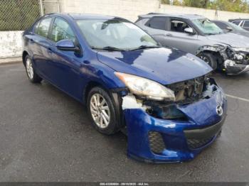  Salvage Mazda Mazda3