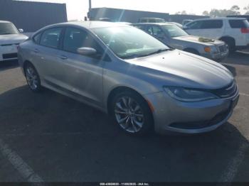  Salvage Chrysler 200